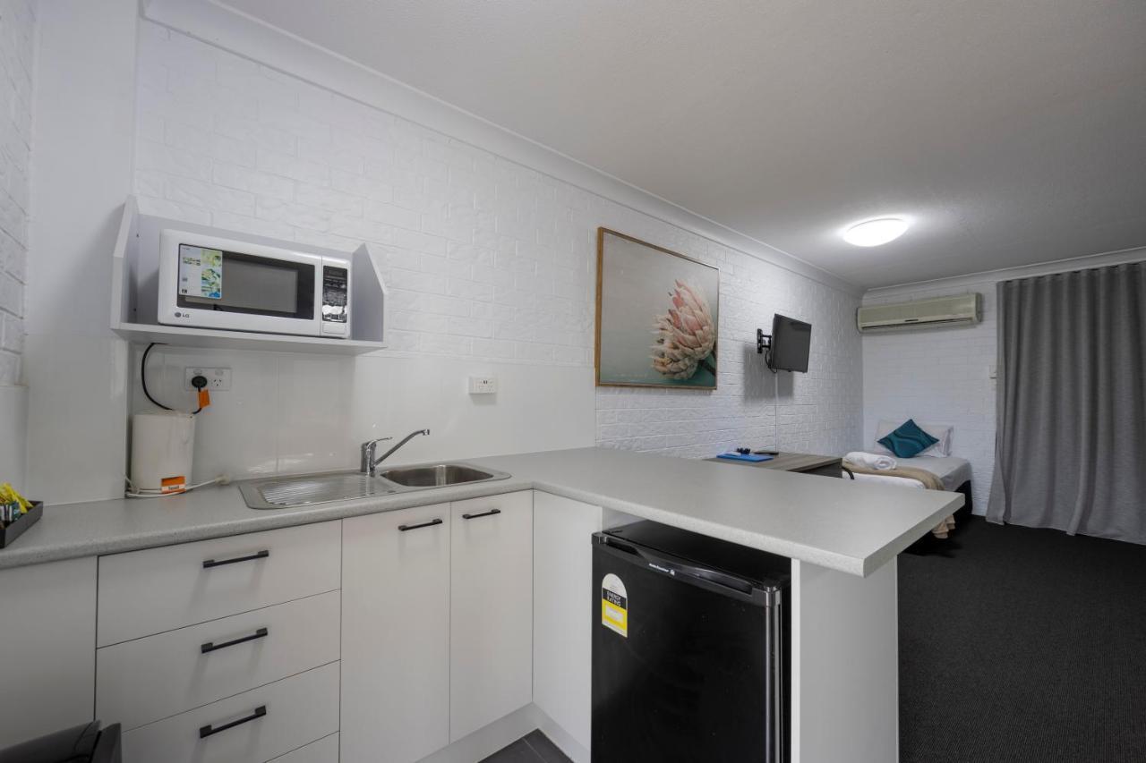 Bongaree Bribie Waterways Motel מראה חיצוני תמונה