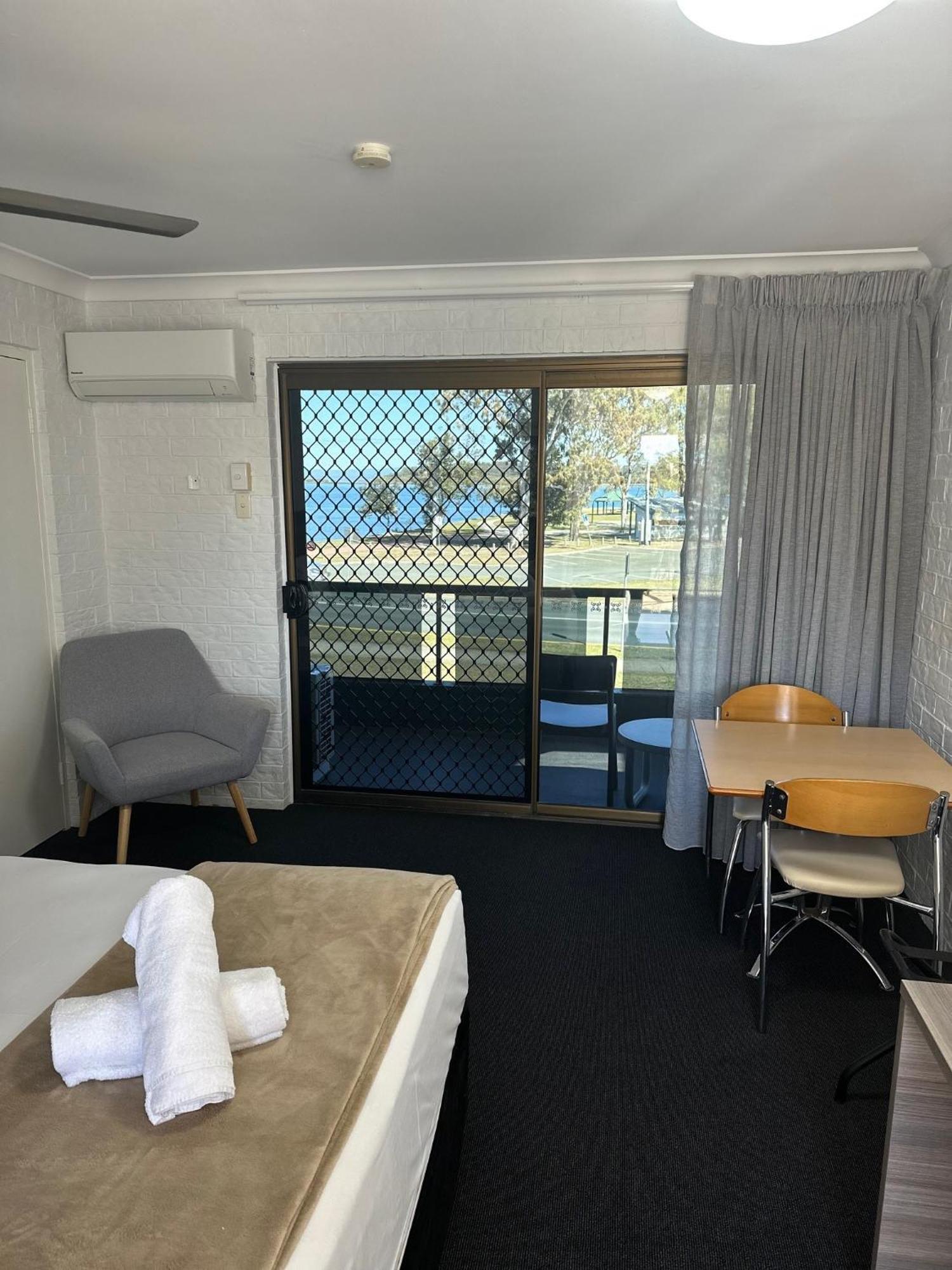 Bongaree Bribie Waterways Motel מראה חיצוני תמונה