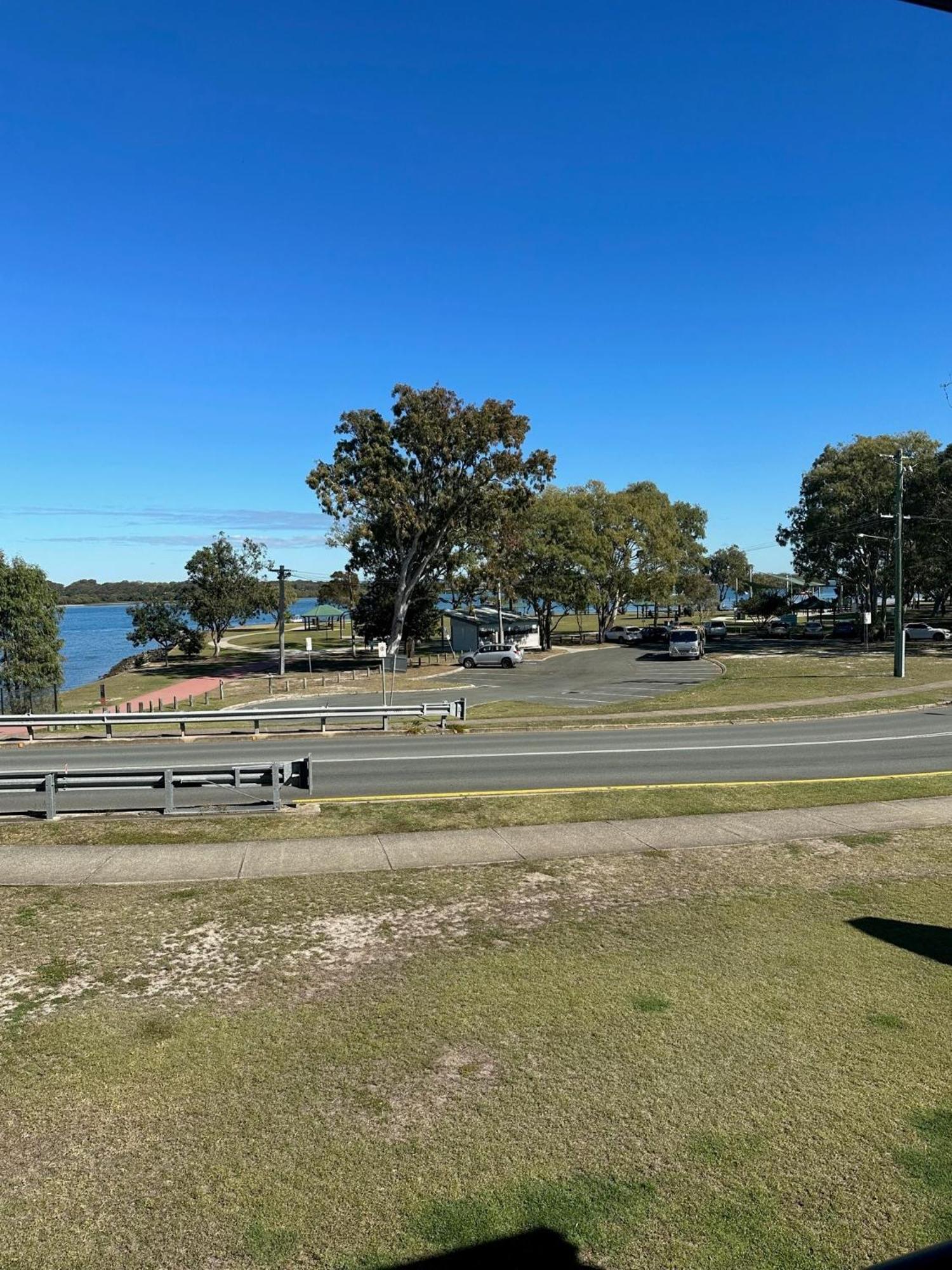 Bongaree Bribie Waterways Motel מראה חיצוני תמונה