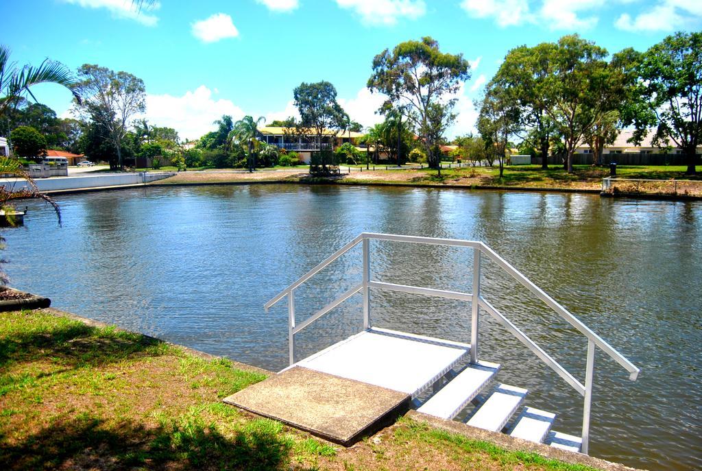 Bongaree Bribie Waterways Motel מראה חיצוני תמונה