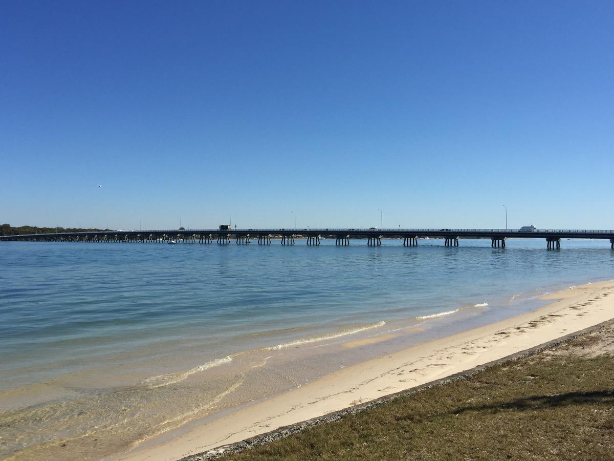 Bongaree Bribie Waterways Motel מראה חיצוני תמונה